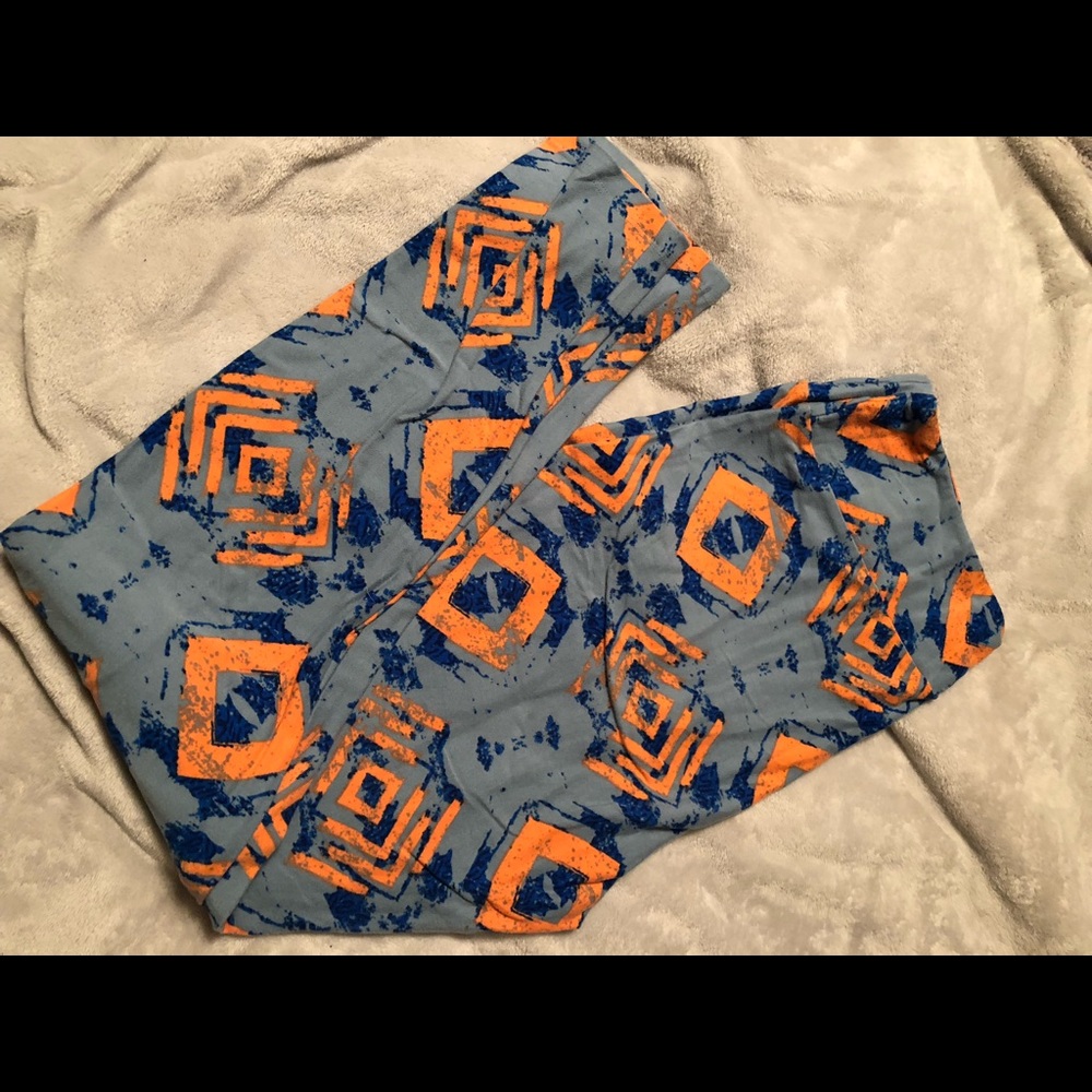 TC LULAROE LEGGINGS